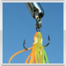 NORDIC DANCER Pilker (reduziert von 7,35 € auf 4,40 € = 40 % Rabatt), bleifrei, verchromt, Gewicht: 300 g, Länge: 18 cm, mit Beifänger, vernickeltem Drilling und Gummitintenfisch von Zebco